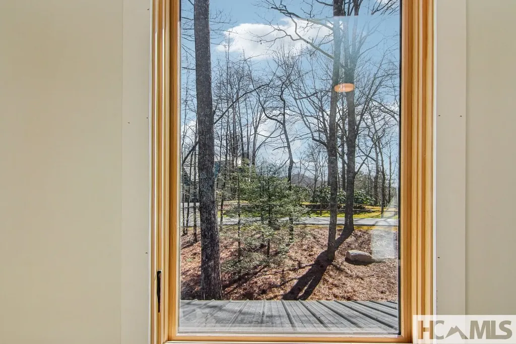 365 Cherokee Circle Lake Toxaway NC 28747