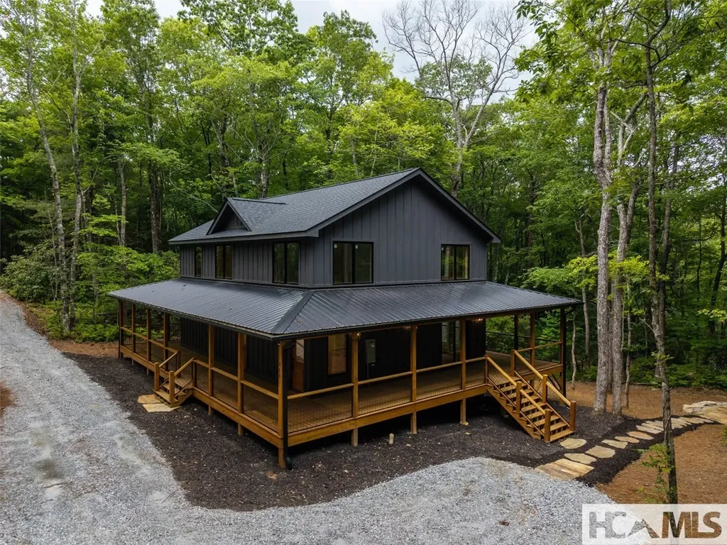 365 Cherokee Circle Lake Toxaway NC 28747