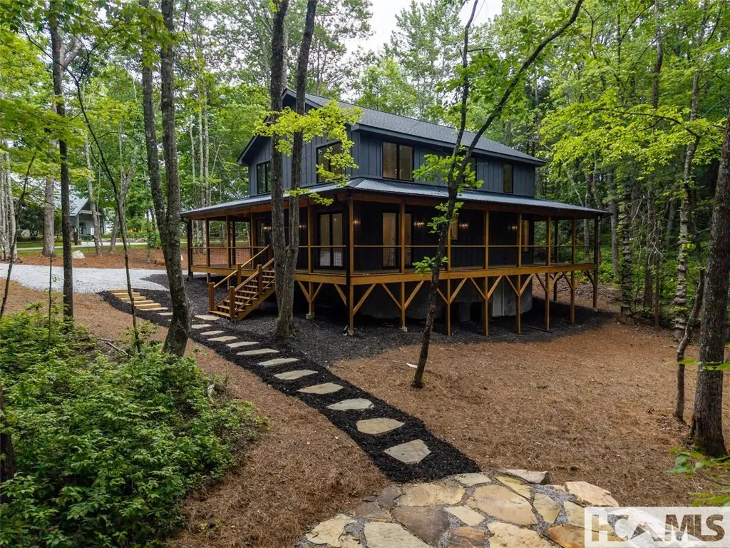 365 Cherokee Circle Lake Toxaway NC 28747