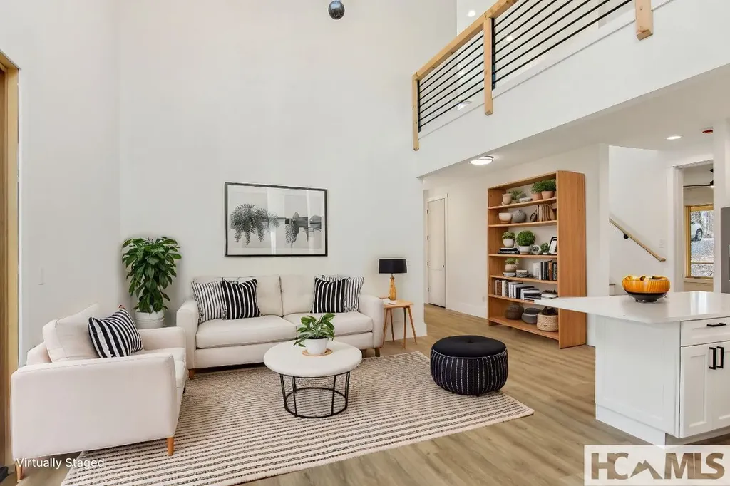 365 Cherokee Circle Lake Toxaway NC 28747