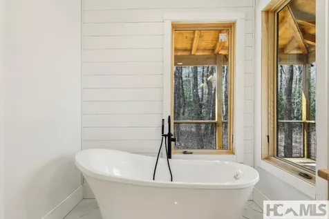 365 Cherokee Circle Lake Toxaway NC 28747