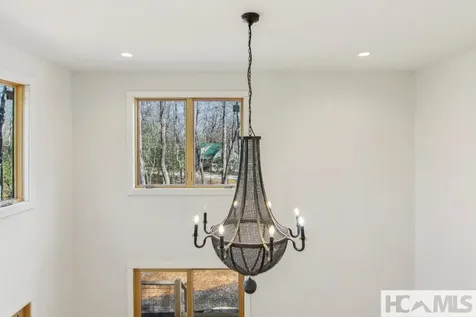 365 Cherokee Circle Lake Toxaway NC 28747