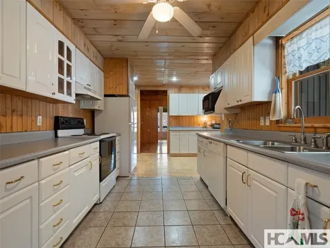 140 Hangin Dog Lane Lake Toxaway NC 28747