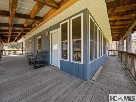 140 Hangin Dog Lane Lake Toxaway NC 28747