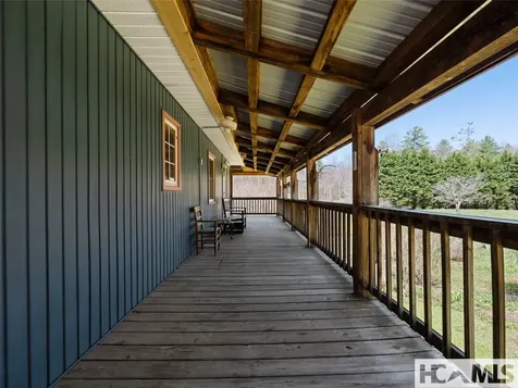 140 Hangin Dog Lane Lake Toxaway NC 28747