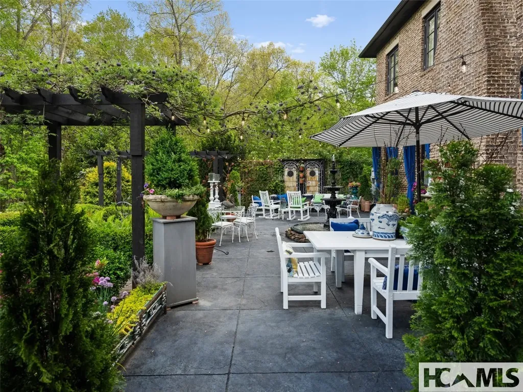 13084 Canada Road Tuckasegee NC 28783