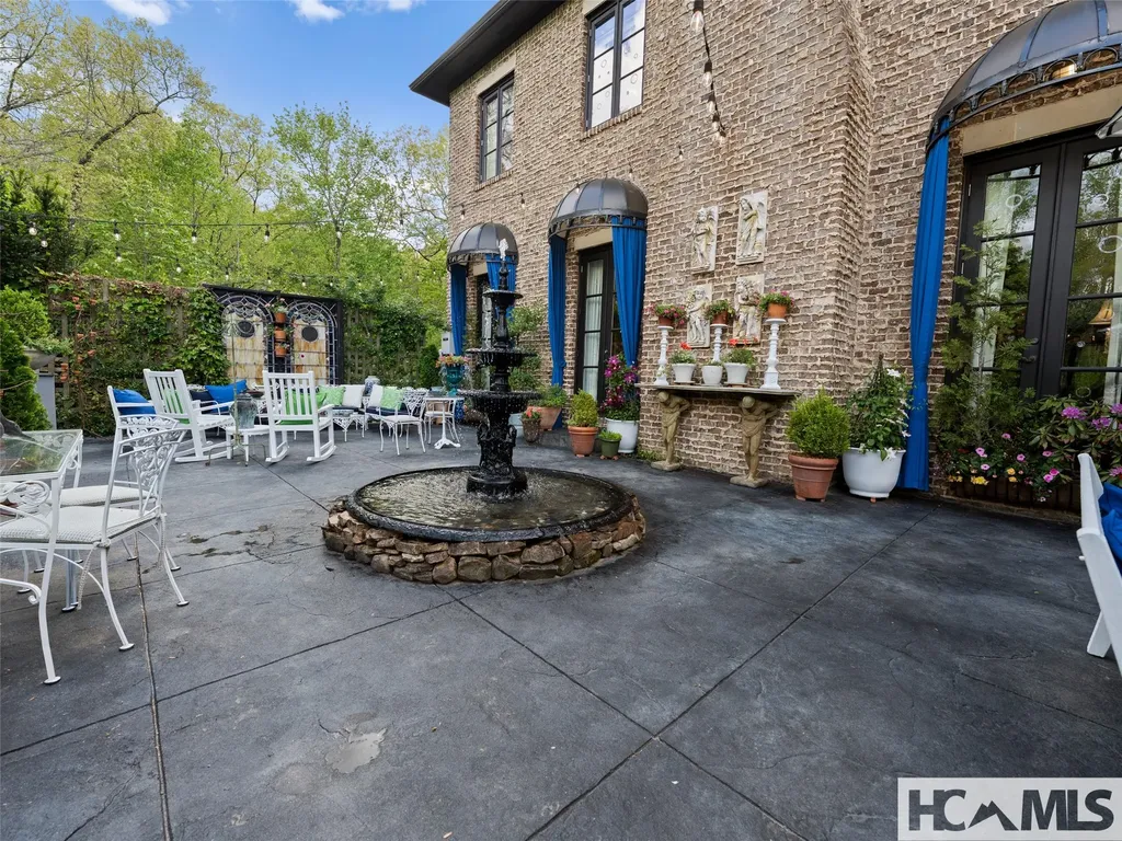 13084 Canada Road Tuckasegee NC 28783
