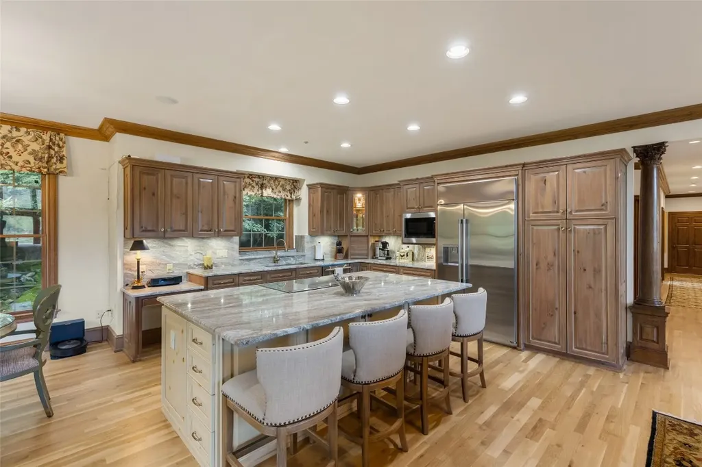 2130 Falcon Ridge Highlands NC 28741