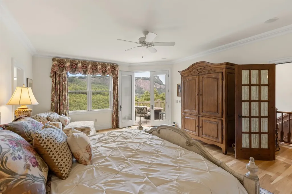 2130 Falcon Ridge Highlands NC 28741