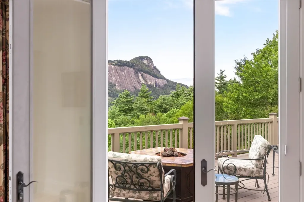 2130 Falcon Ridge Highlands NC 28741