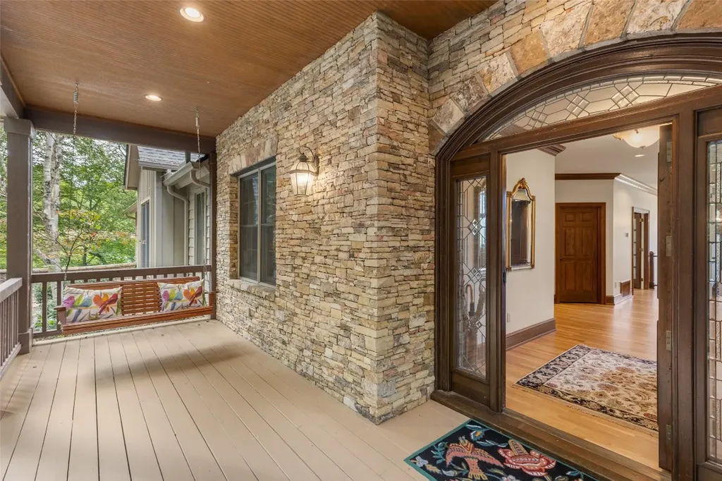 2130 Falcon Ridge Highlands NC 28741