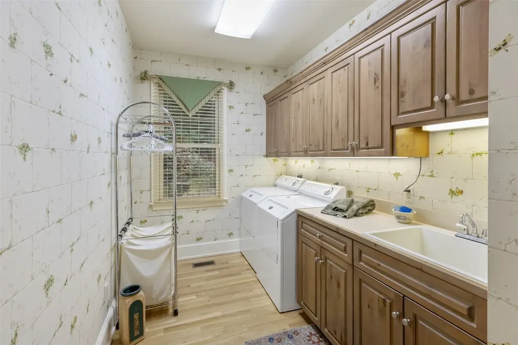 2130 Falcon Ridge Highlands NC 28741