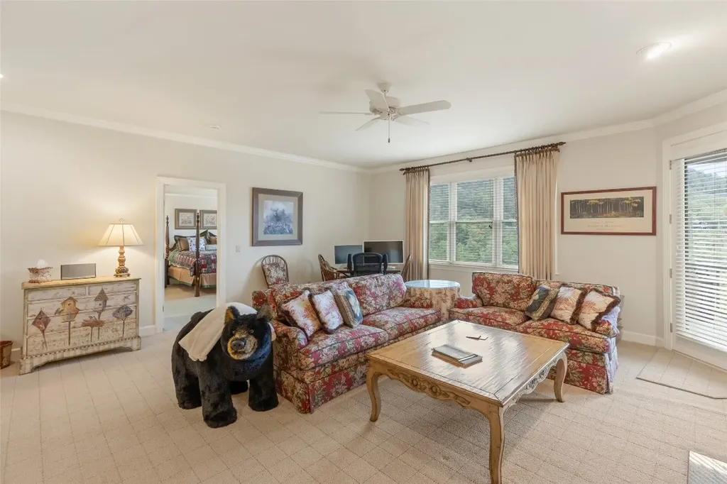 2130 Falcon Ridge Highlands NC 28741