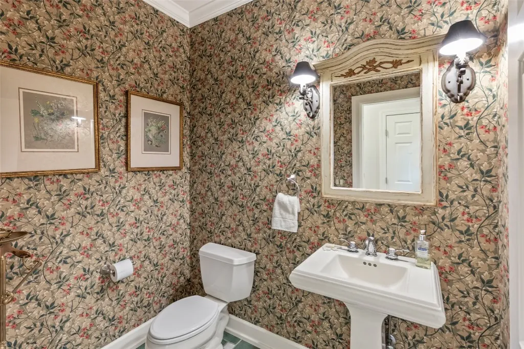 2130 Falcon Ridge Highlands NC 28741