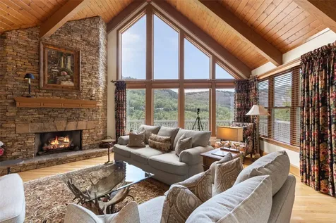 2130 Falcon Ridge Highlands NC 28741