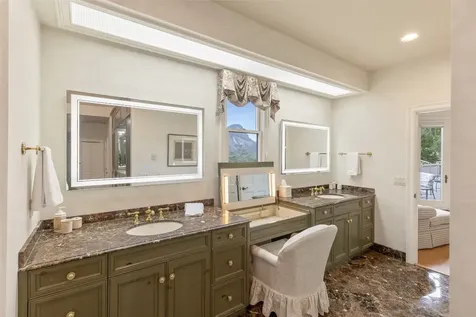 2130 Falcon Ridge Highlands NC 28741