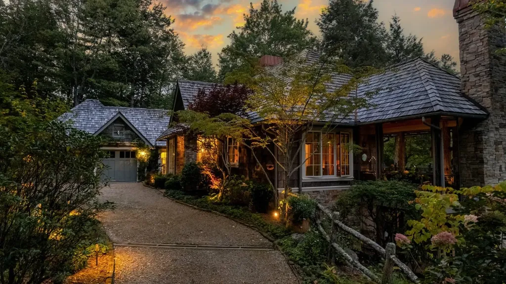 1442 Owl Gap Road Highlands NC 28741