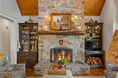 1442 Owl Gap Road Highlands NC 28741