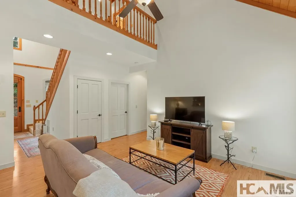 252 Sourwood Court Sapphire NC 28774