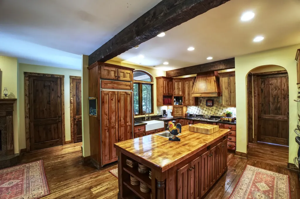 275 West Club Boulevard Lake Toxaway NC 28747