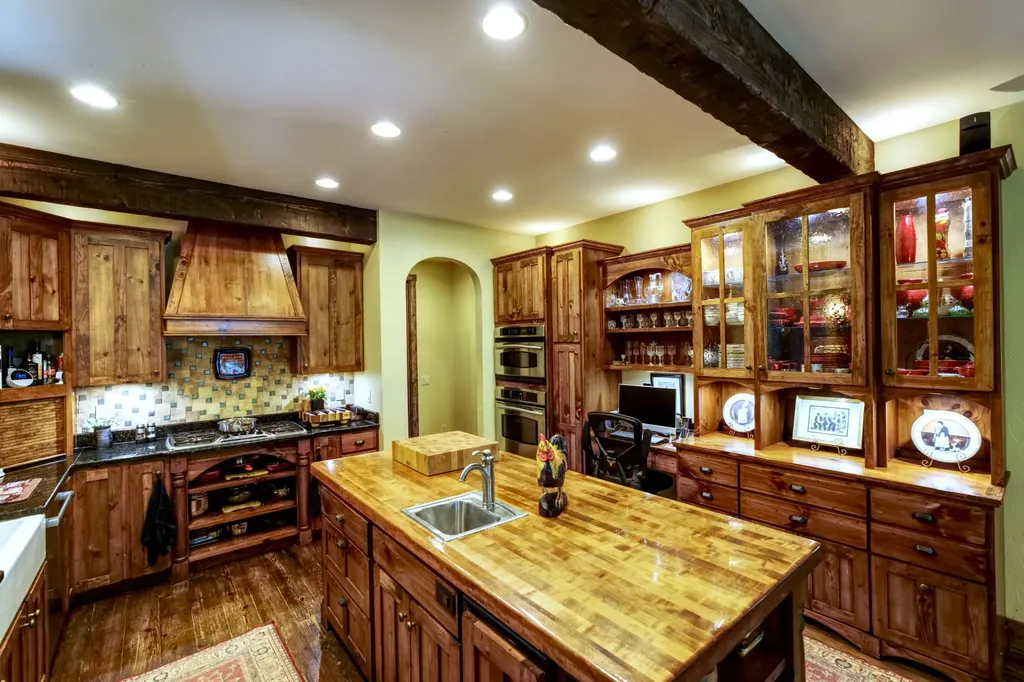 275 West Club Boulevard Lake Toxaway NC 28747