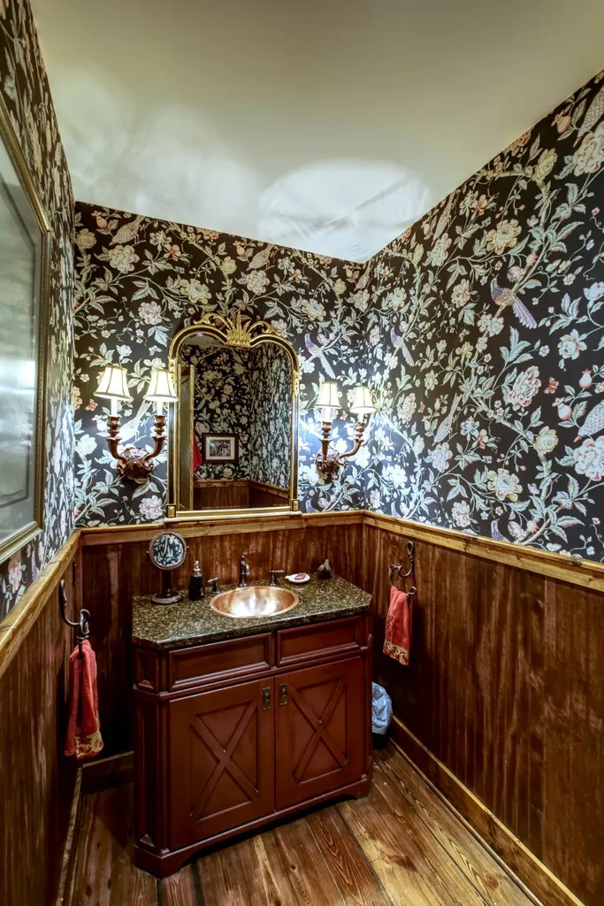 275 West Club Boulevard Lake Toxaway NC 28747