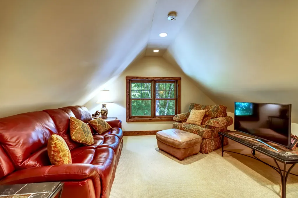 275 West Club Boulevard Lake Toxaway NC 28747