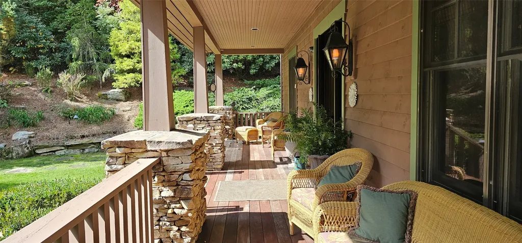 275 West Club Boulevard Lake Toxaway NC 28747