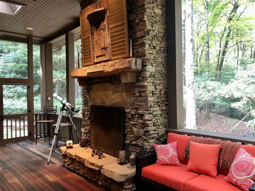 275 West Club Boulevard Lake Toxaway NC 28747