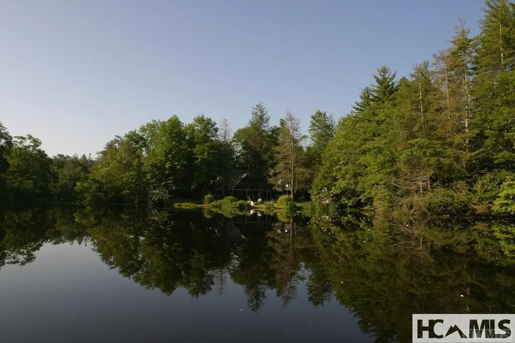 Lot277 Crescent Trail Highlands NC 28741