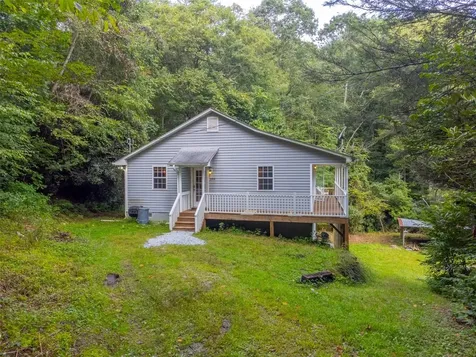 3558 N Norton Road Cullowhee NC 28723