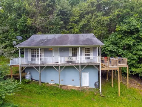 3558 N Norton Road Cullowhee NC 28723