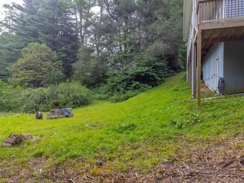 3558 N Norton Road Cullowhee NC 28723