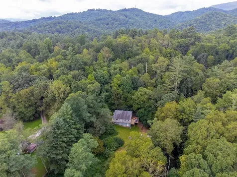 3558 N Norton Road Cullowhee NC 28723
