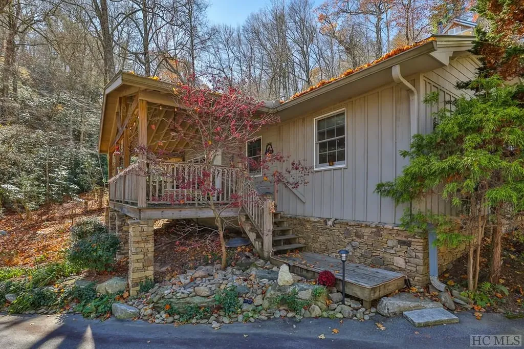 185 Wahoo Trail Highlands NC 28741