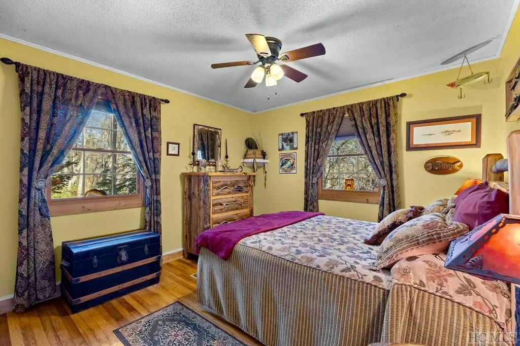 185 Wahoo Trail Highlands NC 28741