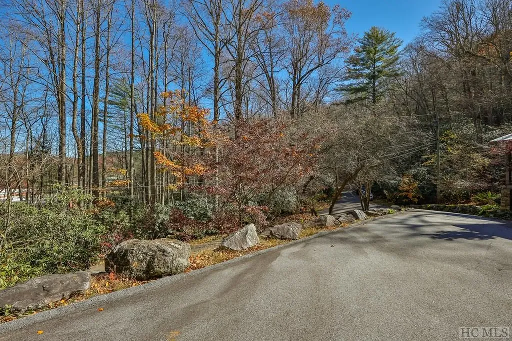 185 Wahoo Trail Highlands NC 28741