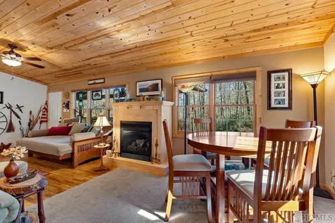 185 Wahoo Trail Highlands NC 28741