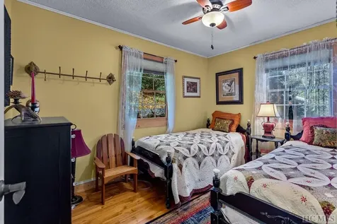 185 Wahoo Trail Highlands NC 28741