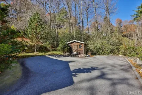 185 Wahoo Trail Highlands NC 28741