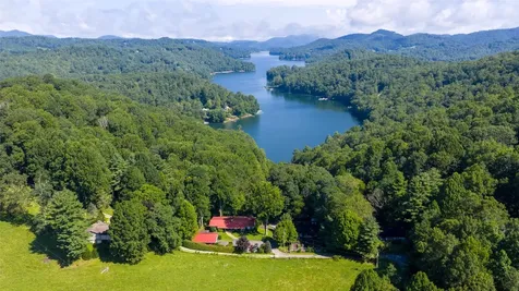 9 Leaf Gazer Lane Cullowhee NC 28723