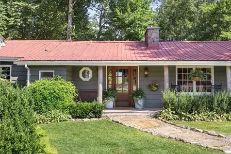 9 Leaf Gazer Lane Cullowhee NC 28723