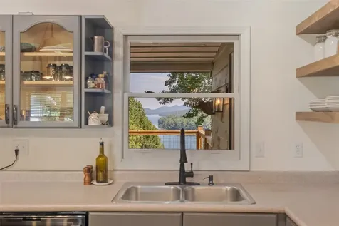 9 Leaf Gazer Lane Cullowhee NC 28723