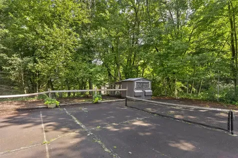 9 Leaf Gazer Lane Cullowhee NC 28723