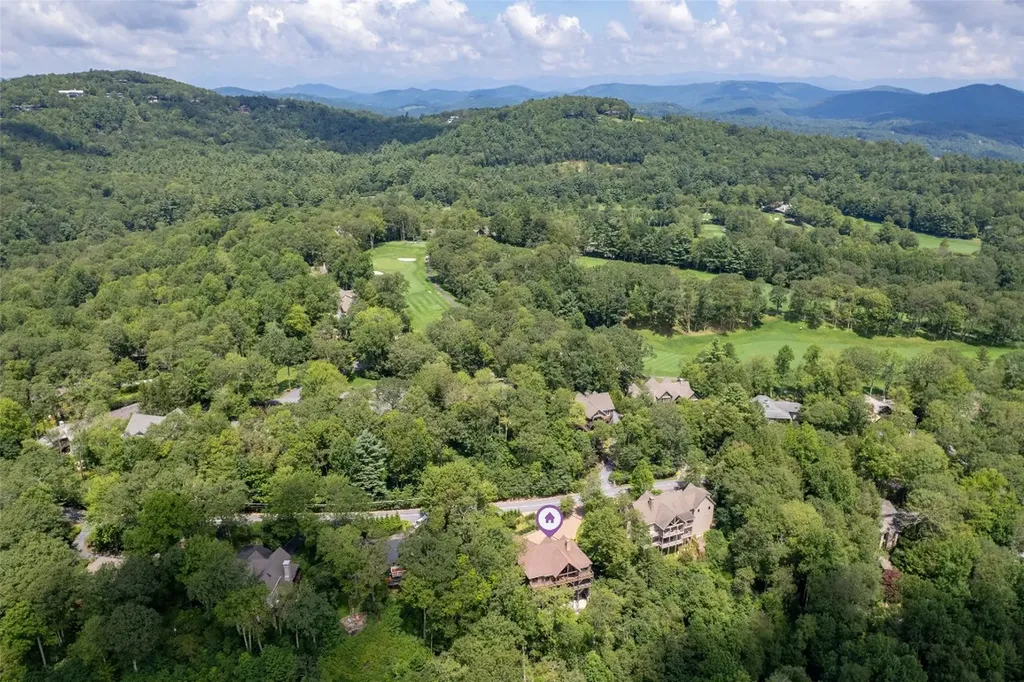 451 Country Club Drive Highlands NC 28741