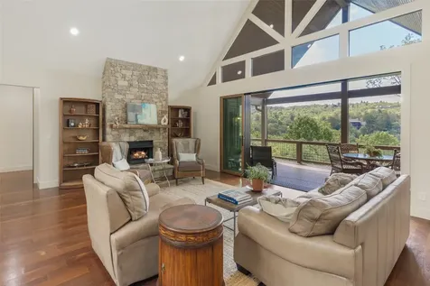 451 Country Club Drive Highlands NC 28741