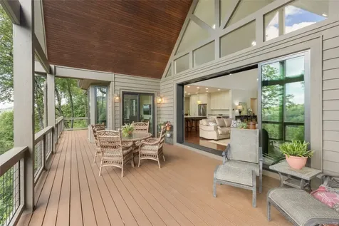 451 Country Club Drive Highlands NC 28741