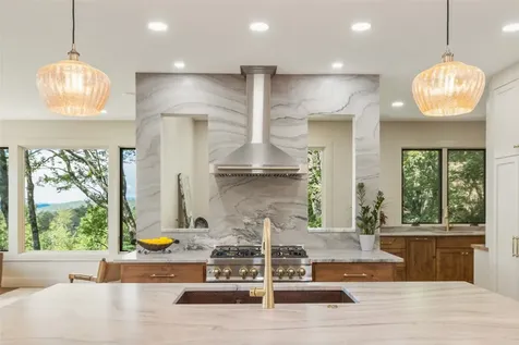 451 Country Club Drive Highlands NC 28741