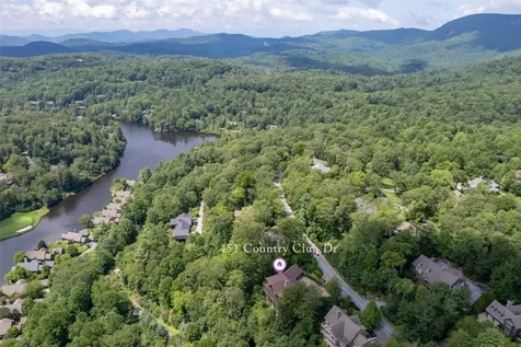 451 Country Club Drive Highlands NC 28741