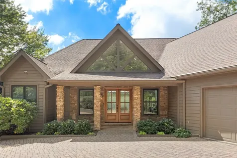 451 Country Club Drive Highlands NC 28741